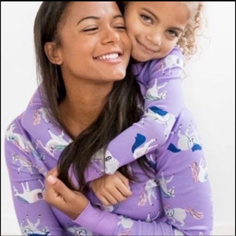 GUC Hanna Andersson Lavender Pony Print Pajamas - Size 4. 2 of 2 Pajama Sets.